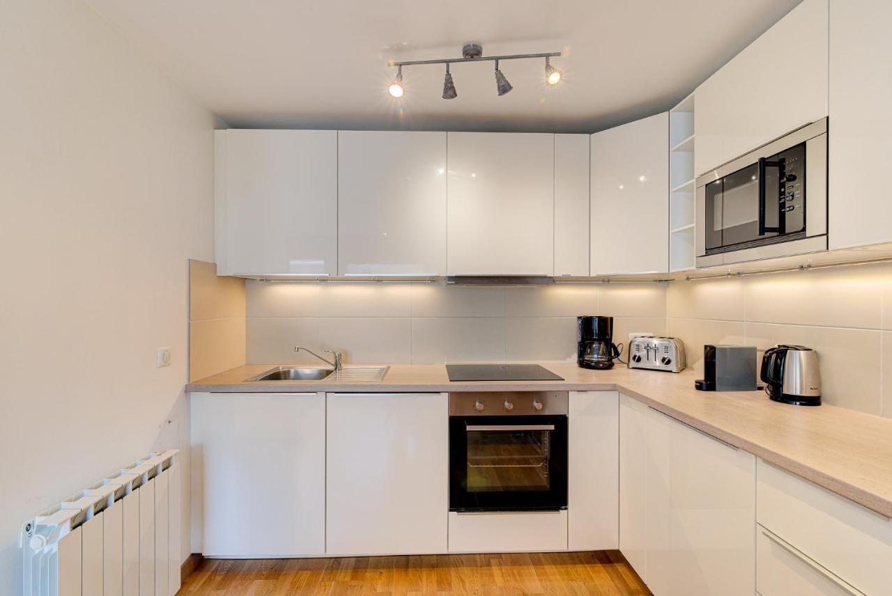 Apartment Fermes Du Montenvers B11 - Alpes Travel - Central Chamonix - Sleeps 4 Kültér fotó